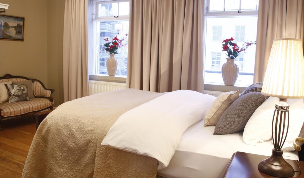 Bg4 Guesthouse آكيورِيْري الغرفة الصورة