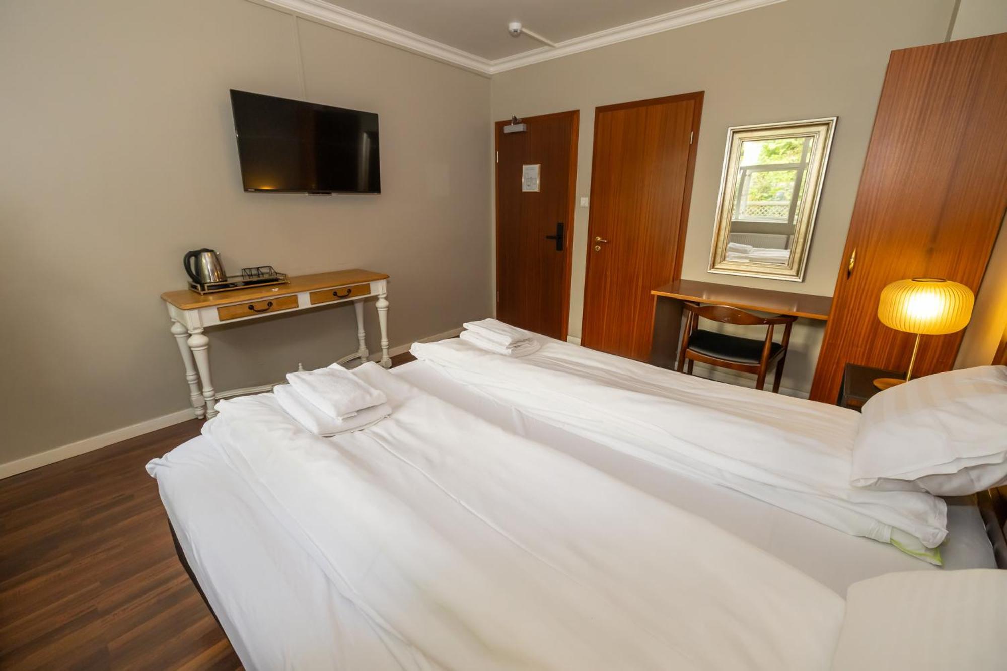 Bg4 Guesthouse آكيورِيْري المظهر الخارجي الصورة